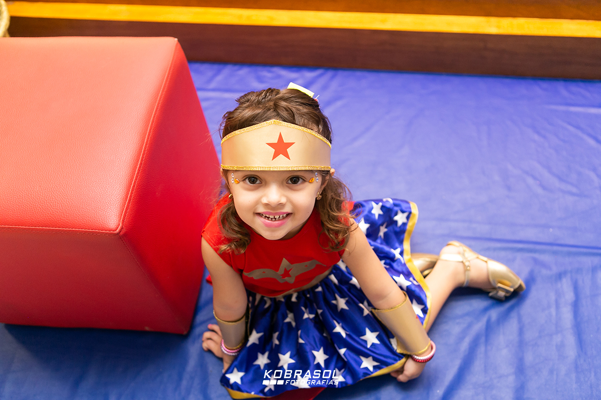 quatroanos, mulhermaravilhadecor, fotografoflorianopolis, aniversarioflorianopolis, fotosdefamilia, fotoinfantil, fotosdeaniversario