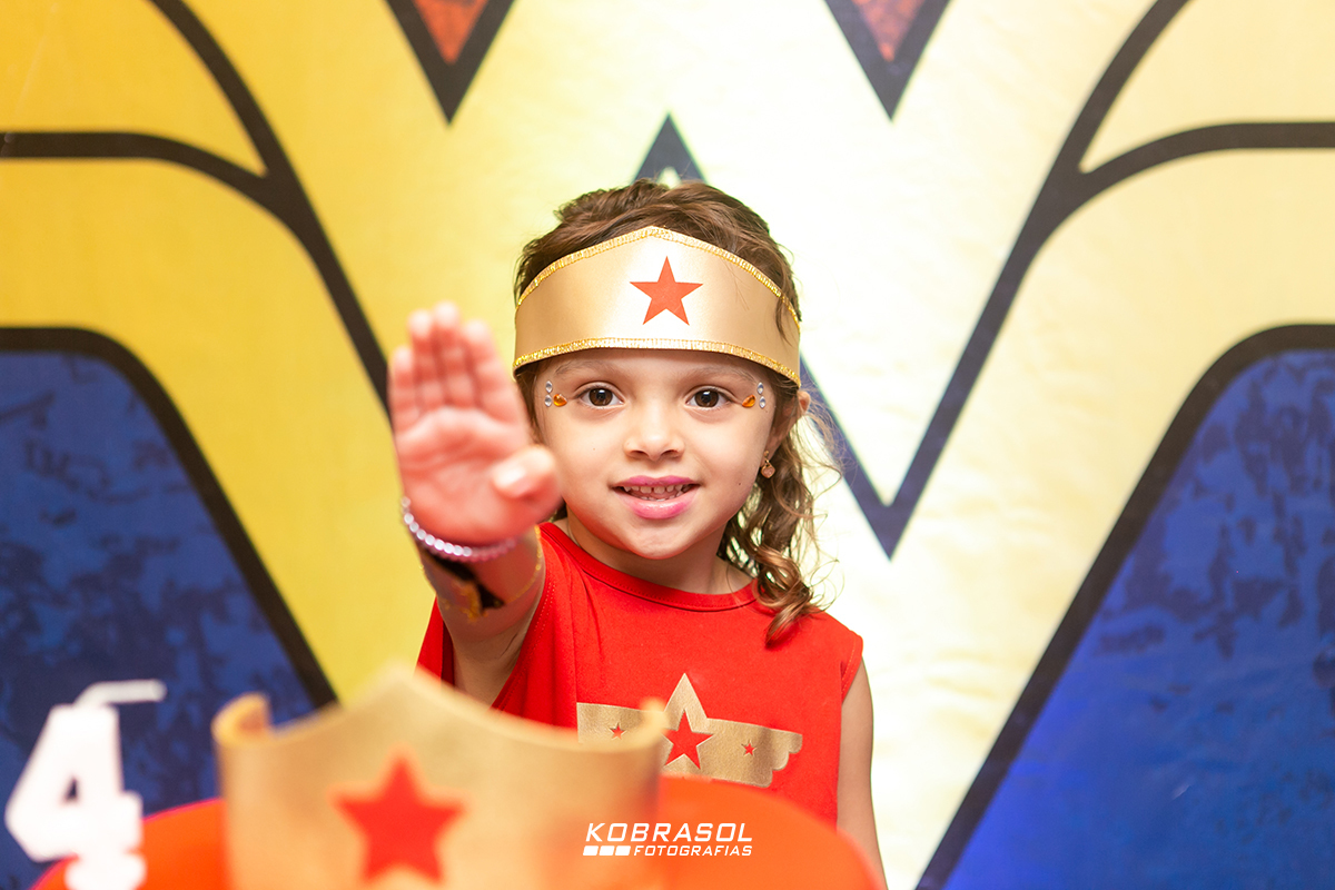 quatroanos, mulhermaravilhadecor, fotografoflorianopolis, aniversarioflorianopolis, fotosdefamilia, fotoinfantil, fotosdeaniversario