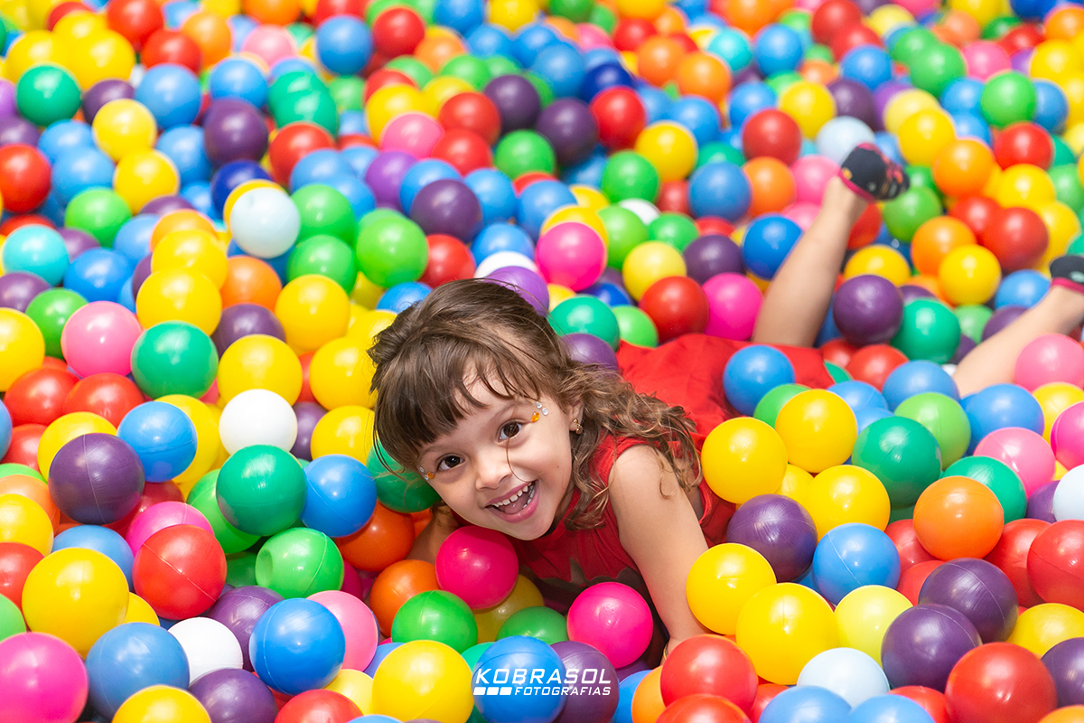 quatroanos, mulhermaravilhadecor, fotografoflorianopolis, aniversarioflorianopolis, fotosdefamilia, fotoinfantil, fotosdeaniversario