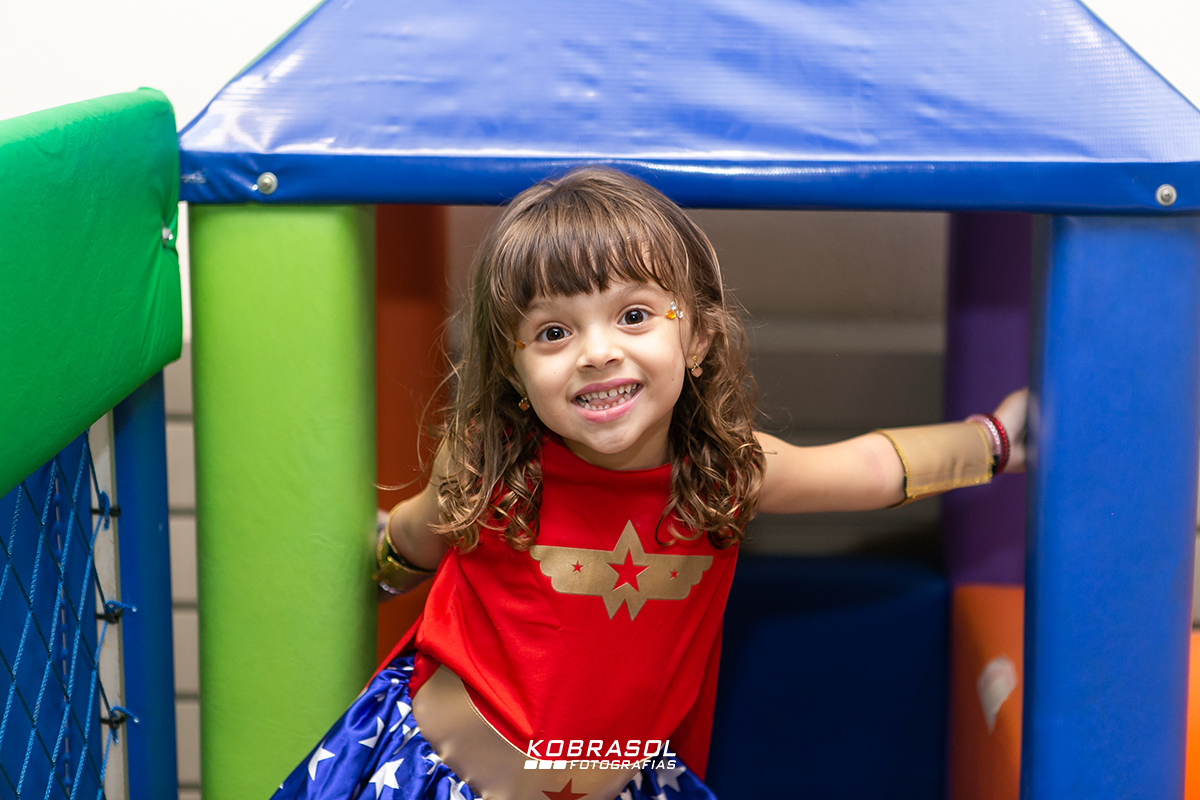 quatroanos, mulhermaravilhadecor, fotografoflorianopolis, aniversarioflorianopolis, fotosdefamilia, fotoinfantil, fotosdeaniversario