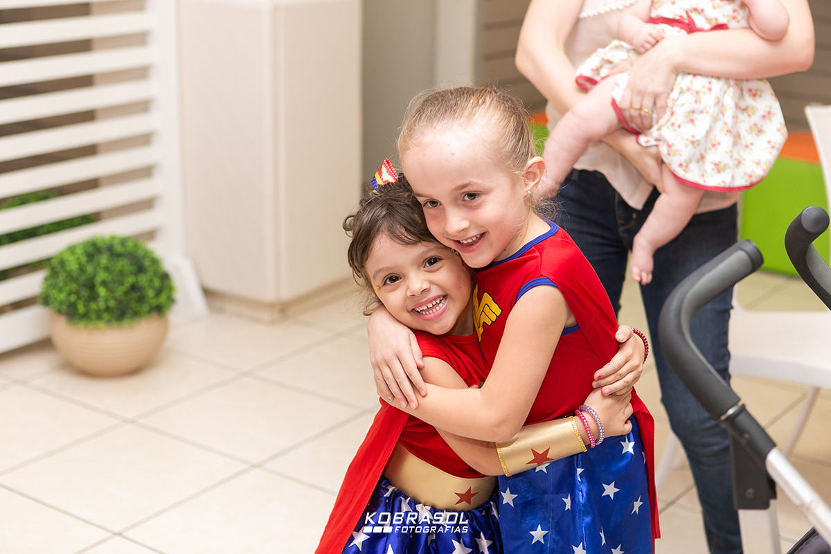 quatroanos, mulhermaravilhadecor, fotografoflorianopolis, aniversarioflorianopolis, fotosdefamilia, fotoinfantil, fotosdeaniversario