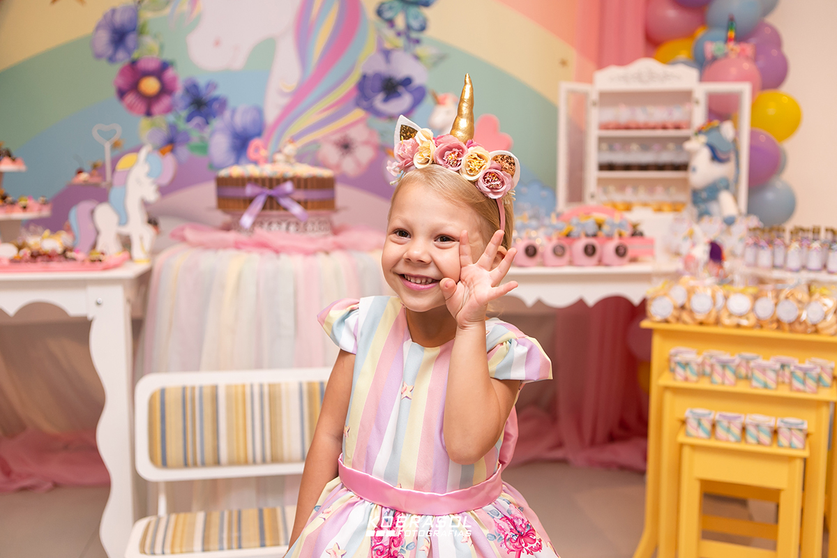 quatroanos, unicorniodecor, fotografoflorianopolis, aniversarioflorianopolis, fotosdefamilia, fotoinfantil, festadecriança, festanopredio