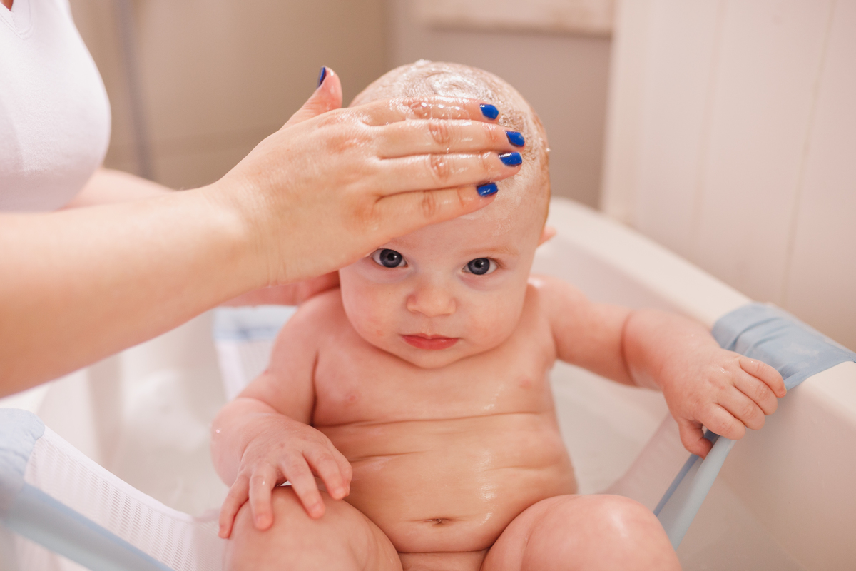 fotografa familia curitiba - lifestyle ensaio em casa Eduardo 6 meses