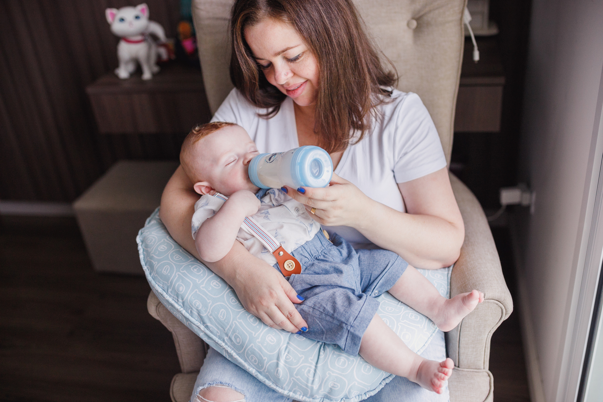 fotografa familia curitiba - lifestyle ensaio em casa Eduardo 6 meses