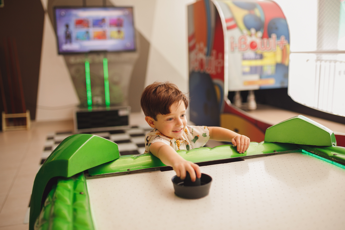 fotografa familia curitiba - aniversario 4 anos buffet 4kids