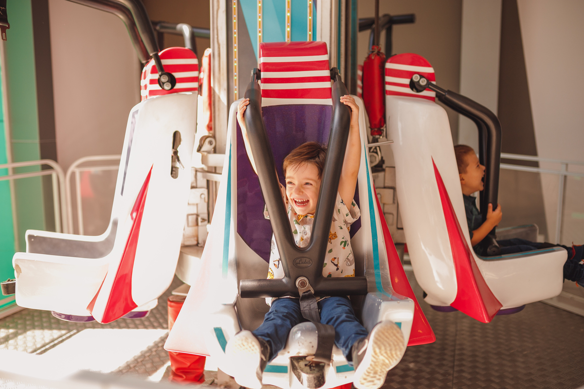 fotografa familia curitiba - aniversario 4 anos buffet 4kids