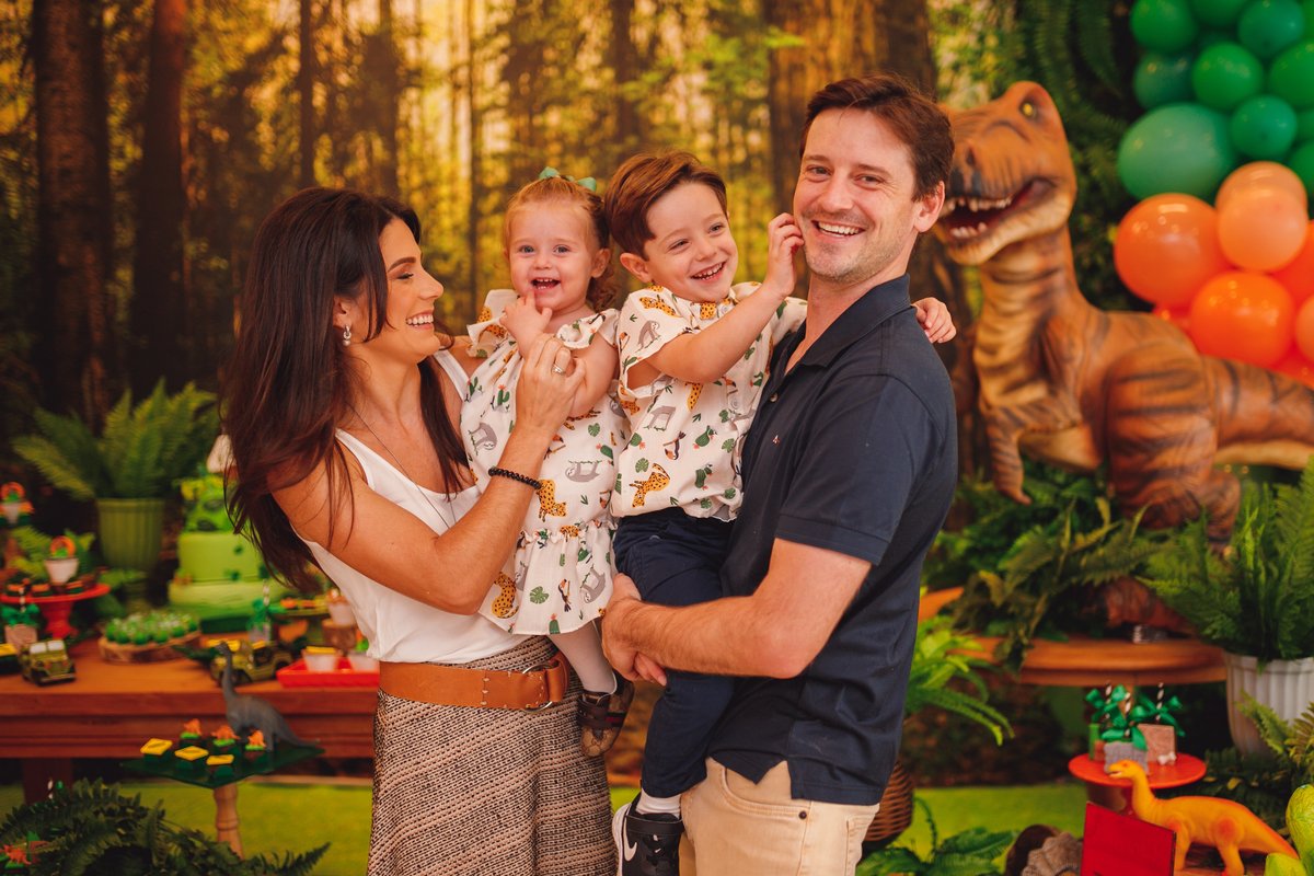 fotografa familia curitiba - aniversario 4 anos buffet 4kids