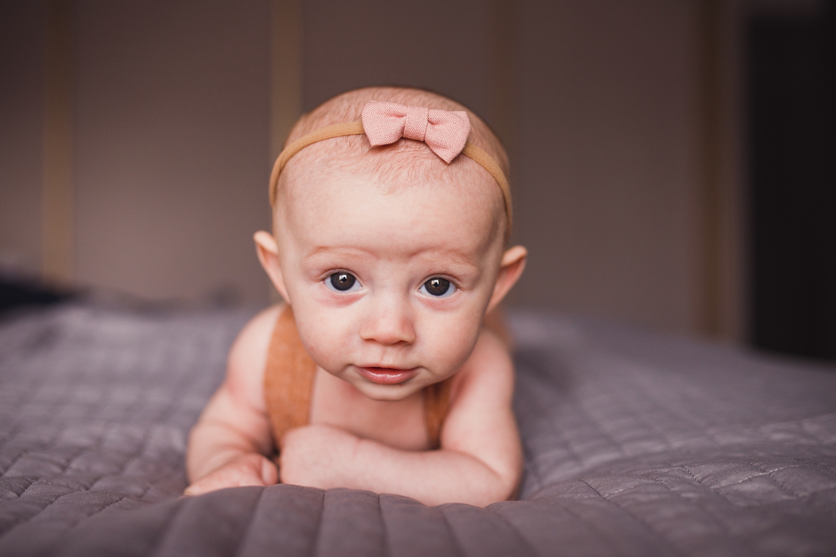 fotografa familia curitiba - ensaio em casa 3 meses
