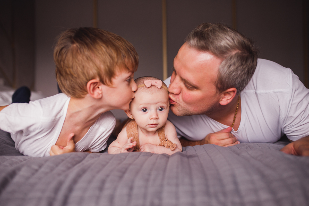 fotografa familia curitiba - ensaio em casa 3 meses
