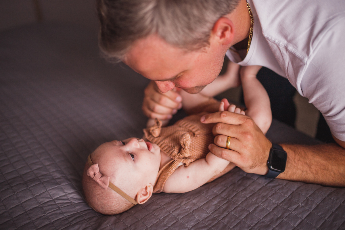 fotografa familia curitiba - ensaio em casa 3 meses