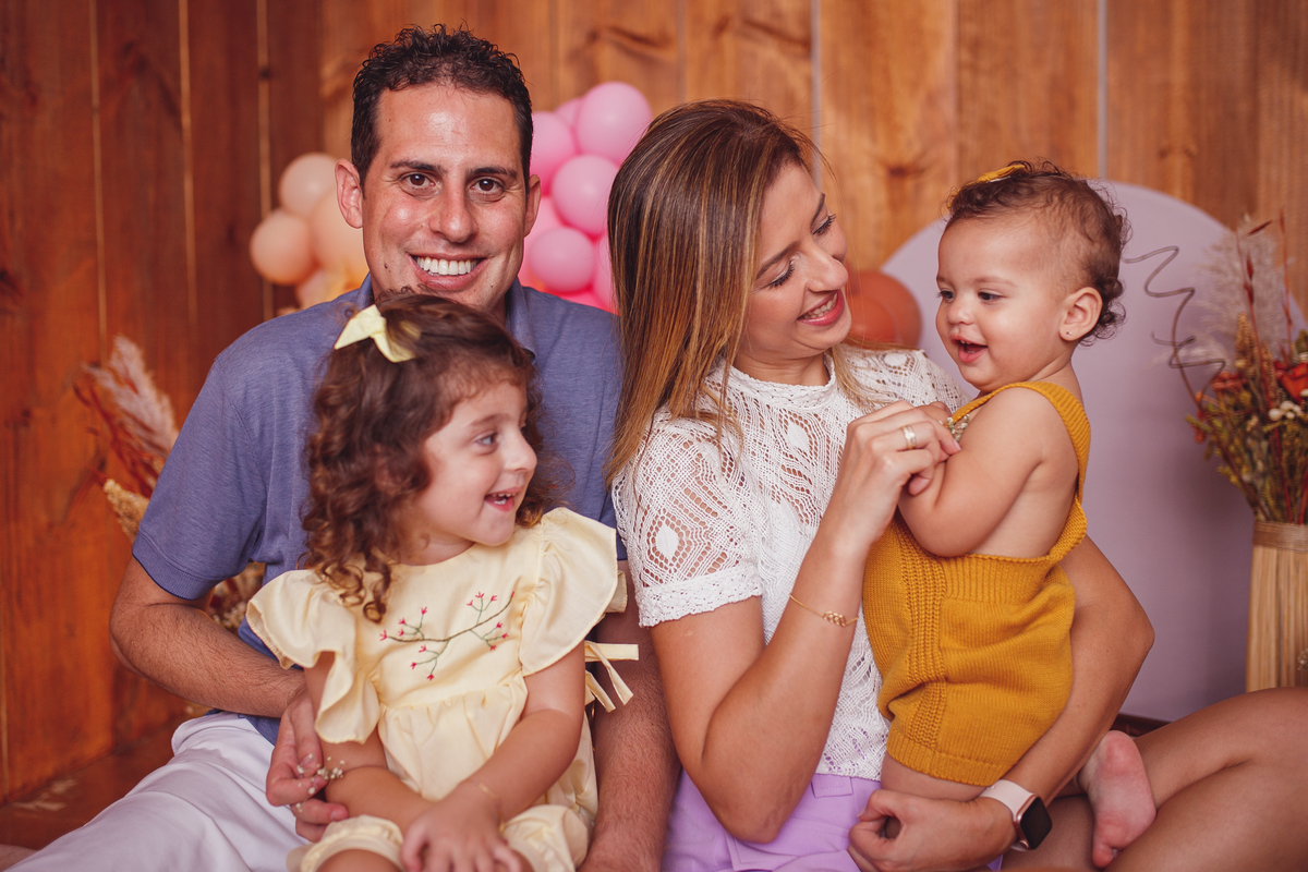 fotografa familia curitiba - smash the cake Yasmin estudio