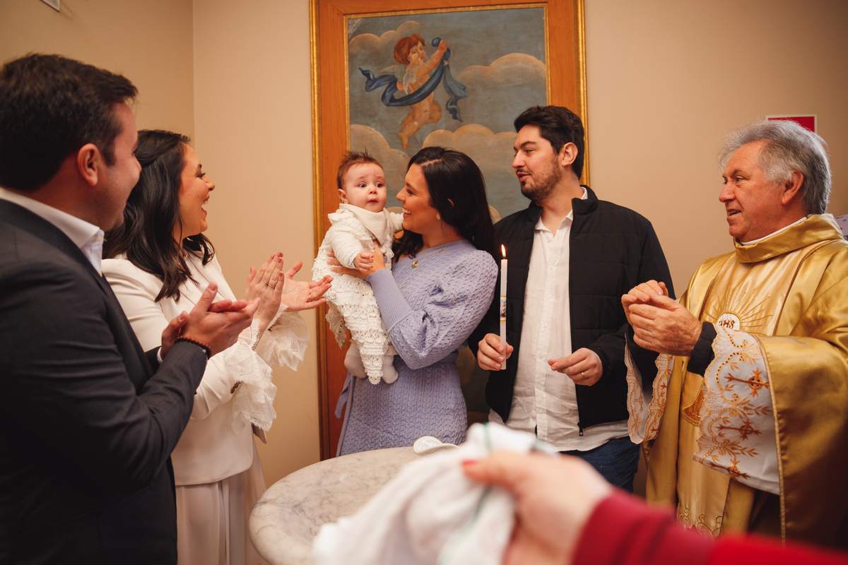 fotografa familia curitiba - batizado Luca igreja 