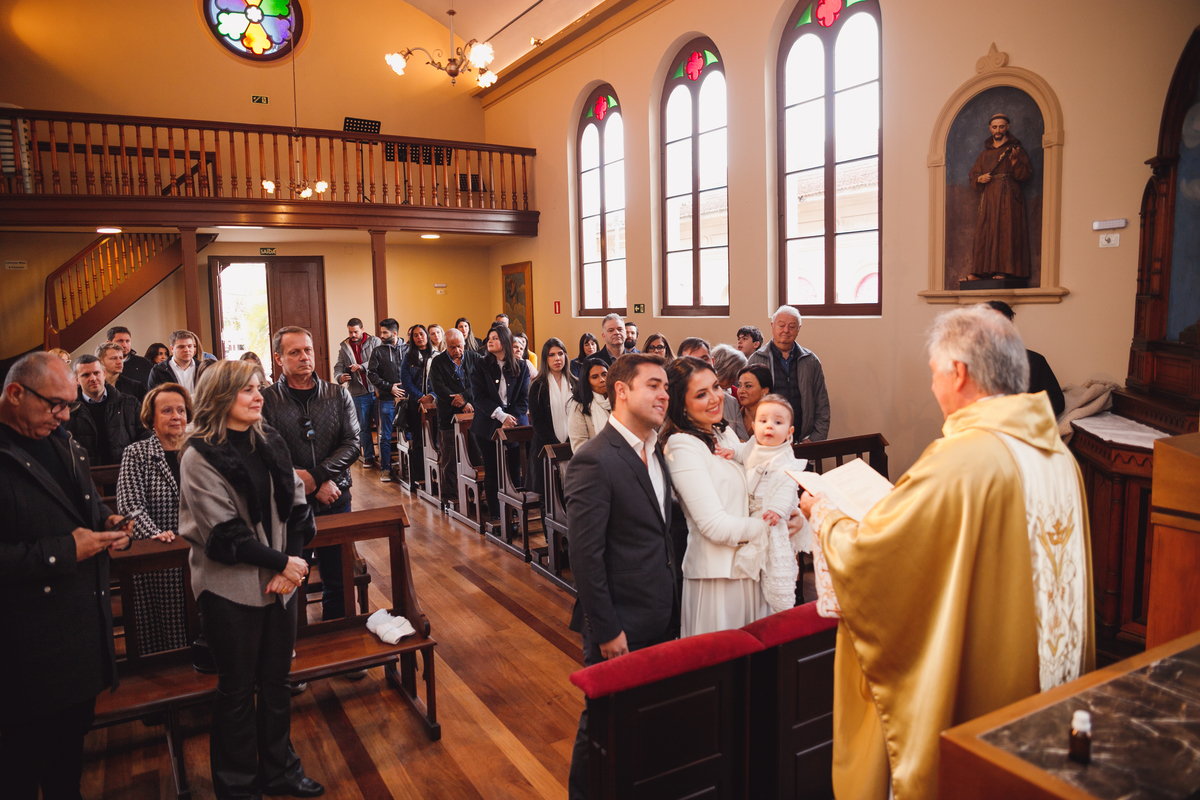 fotografa familia curitiba - batizado Luca igreja 