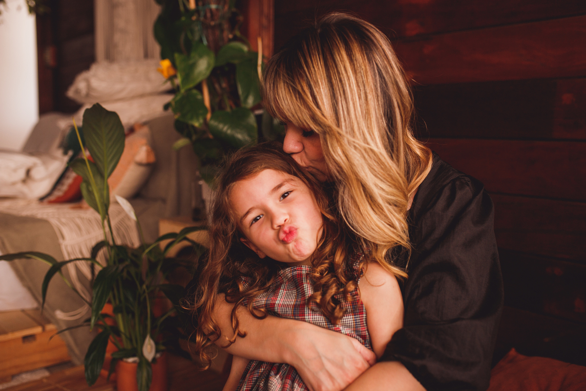 fotografa familia curitiba - ensaio dia das Maes 4 filhos interno