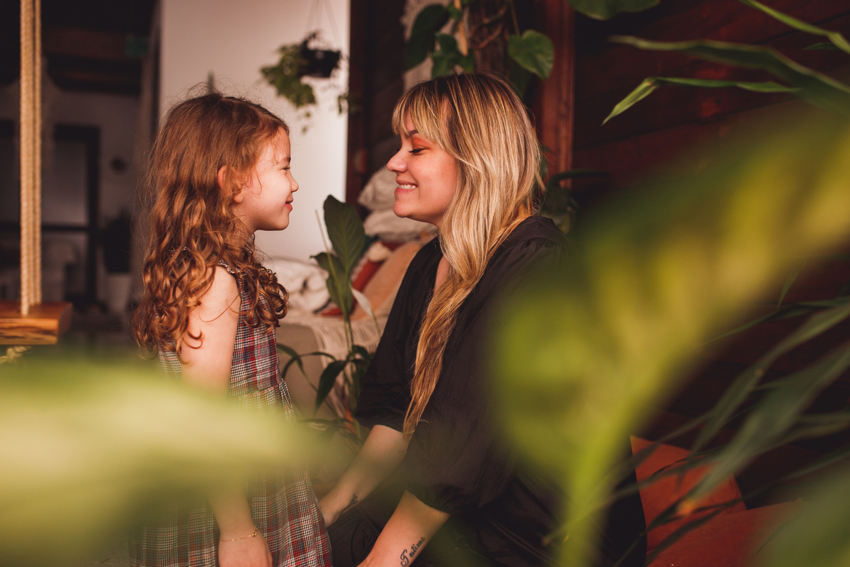fotografa familia curitiba - ensaio dia das Maes 4 filhos interno