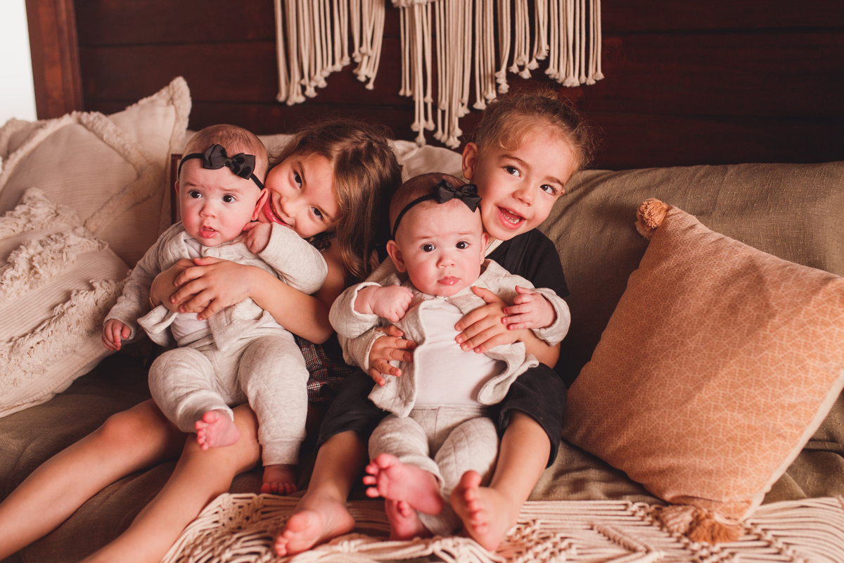 fotografa familia curitiba - ensaio dia das Maes 4 filhos interno
