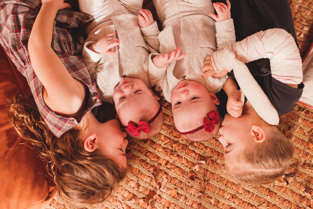 fotografa familia curitiba - ensaio dia das Maes 4 filhos interno