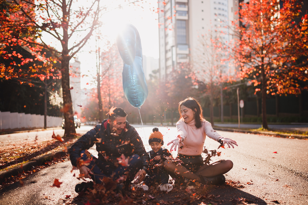 fotografa familia curitiba - outono onibus vermelhão 