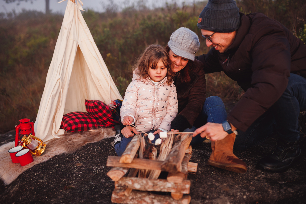 fotografa familia curitiba - ensaio nascer do sol acampamento 