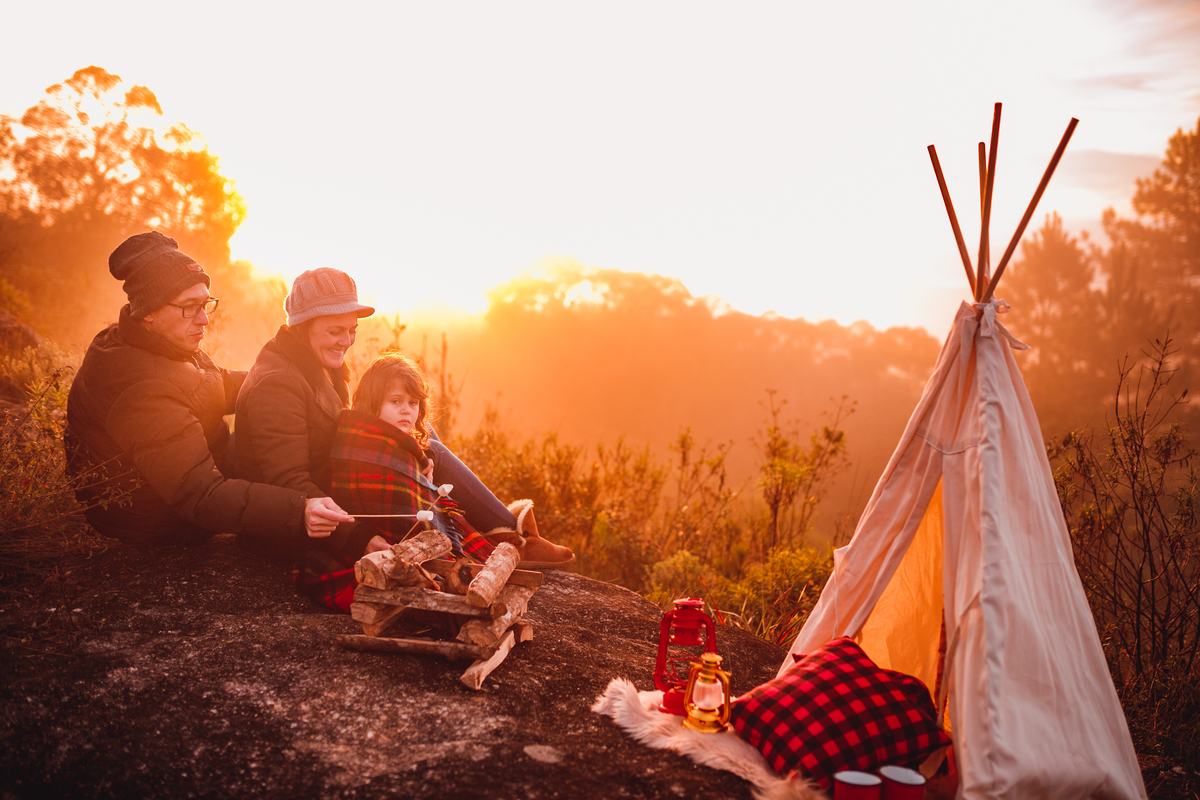 fotografa familia curitiba - ensaio nascer do sol acampamento 