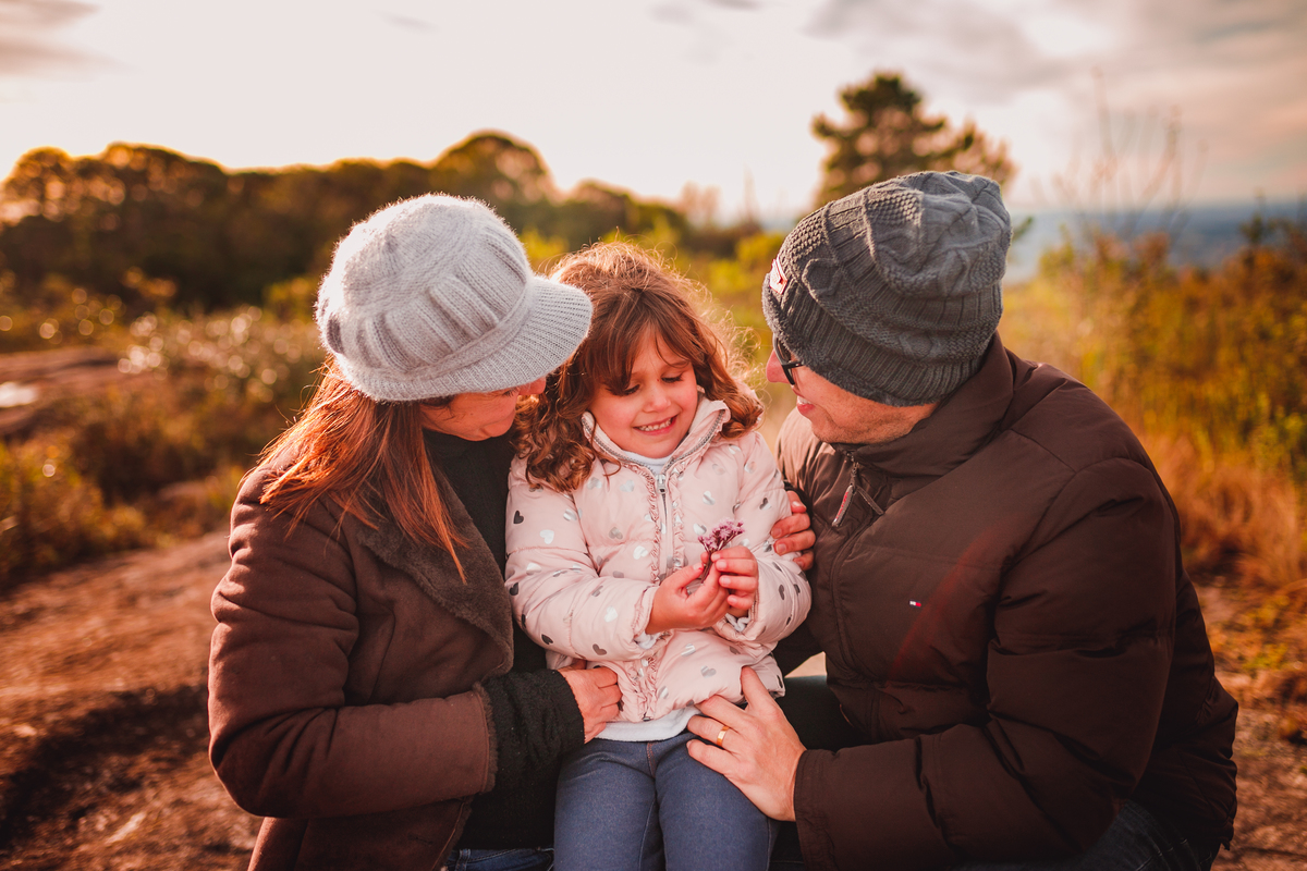 fotografa familia curitiba - ensaio nascer do sol acampamento 