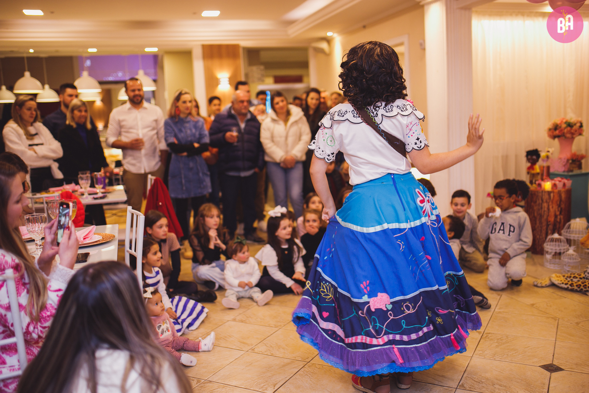 fotografa familia curitiba - aniversario buffet fina festas menina