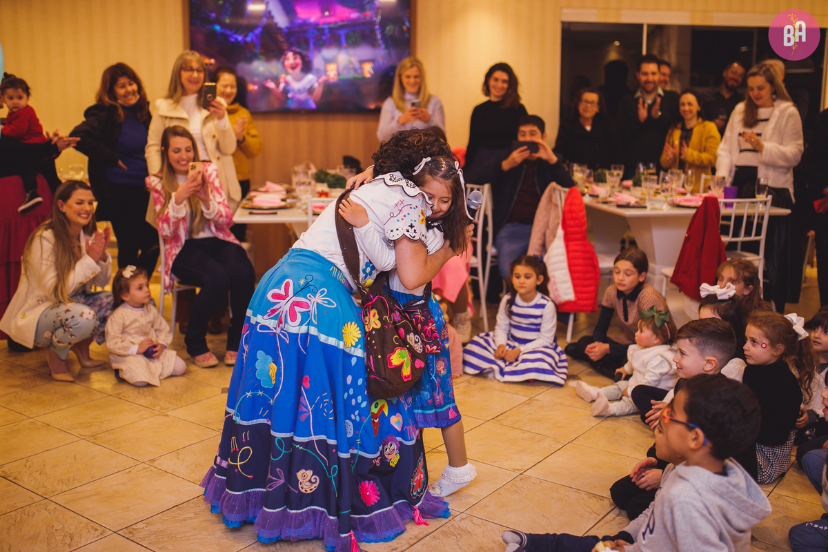 fotografa familia curitiba - aniversario buffet fina festas menina