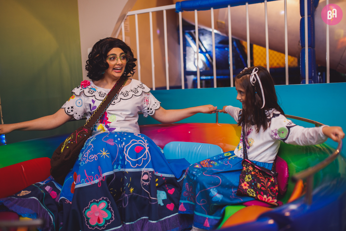 fotografa familia curitiba - aniversario buffet fina festas menina