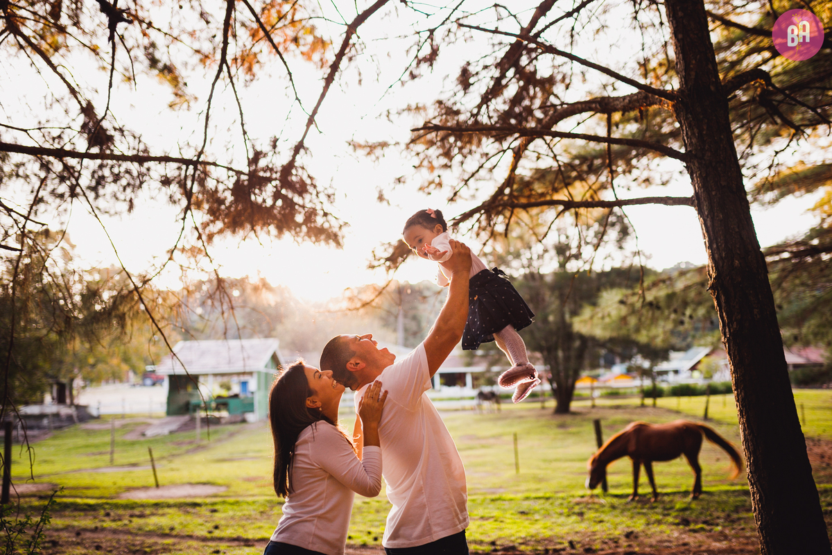 fotografa familia curitiba - ensaio externo Vila dos animais 