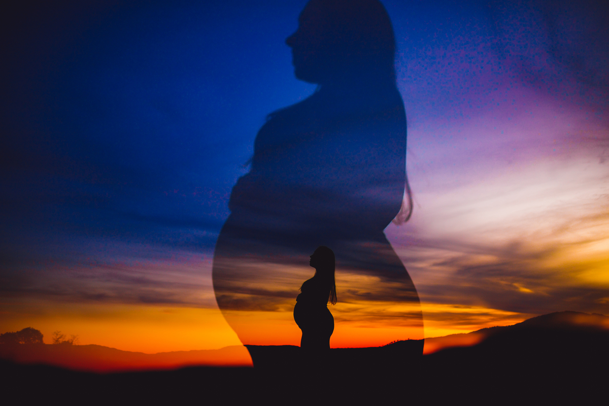 fotografa familia curitiba - gestante morro do cal montanha por do sol