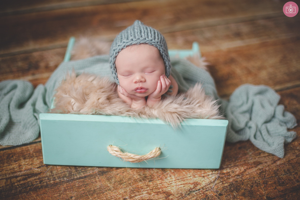 newborn pedro - 10 dias