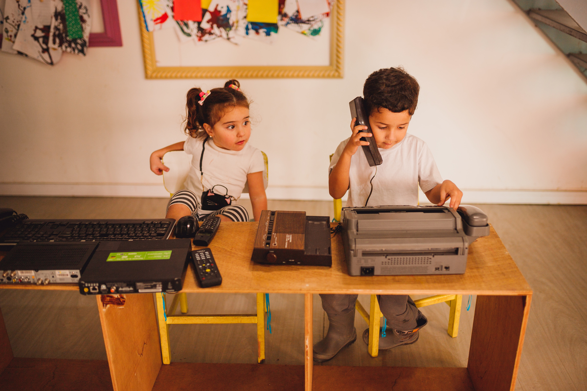 Fotógrafa familia Curitiba - Aniversário externo menino brincadeiras