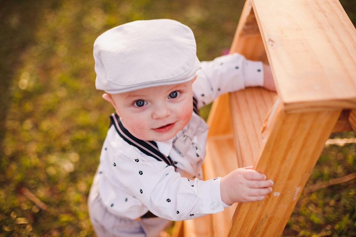 Fotógrafa familia Curitiba - Ensaio externo menino Cerejeira