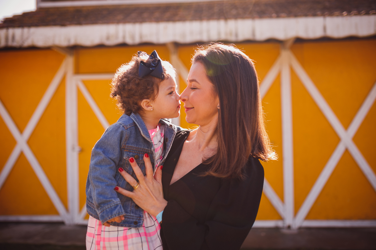 Fotógrafa familia Curitiba - Ensaio externo Villa dos Animais 