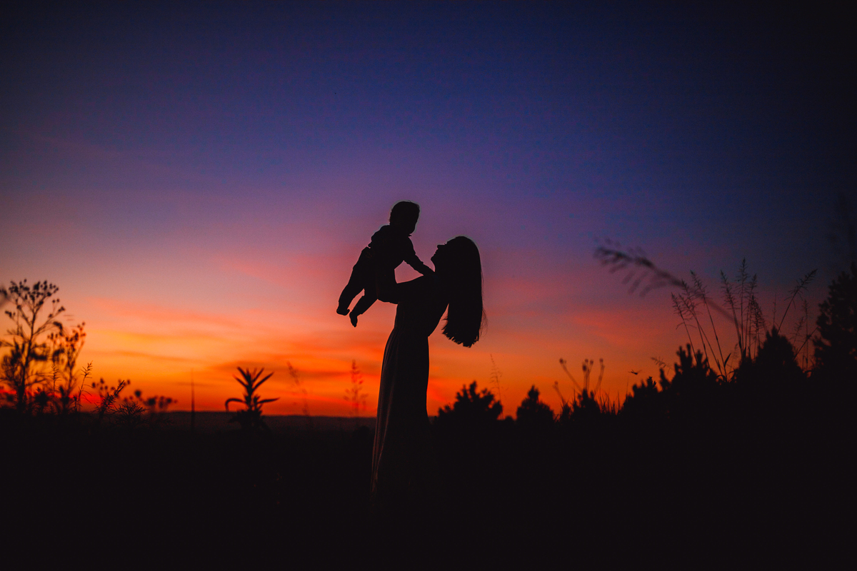 Fotografa familia Curitiba - ensaio externo cachoeira bebe 