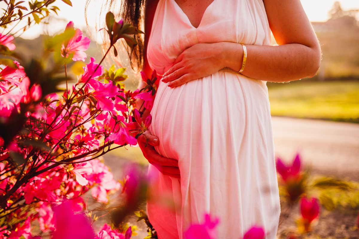 Fotografa familia curitiba - ensaio externo por do sol gestante 