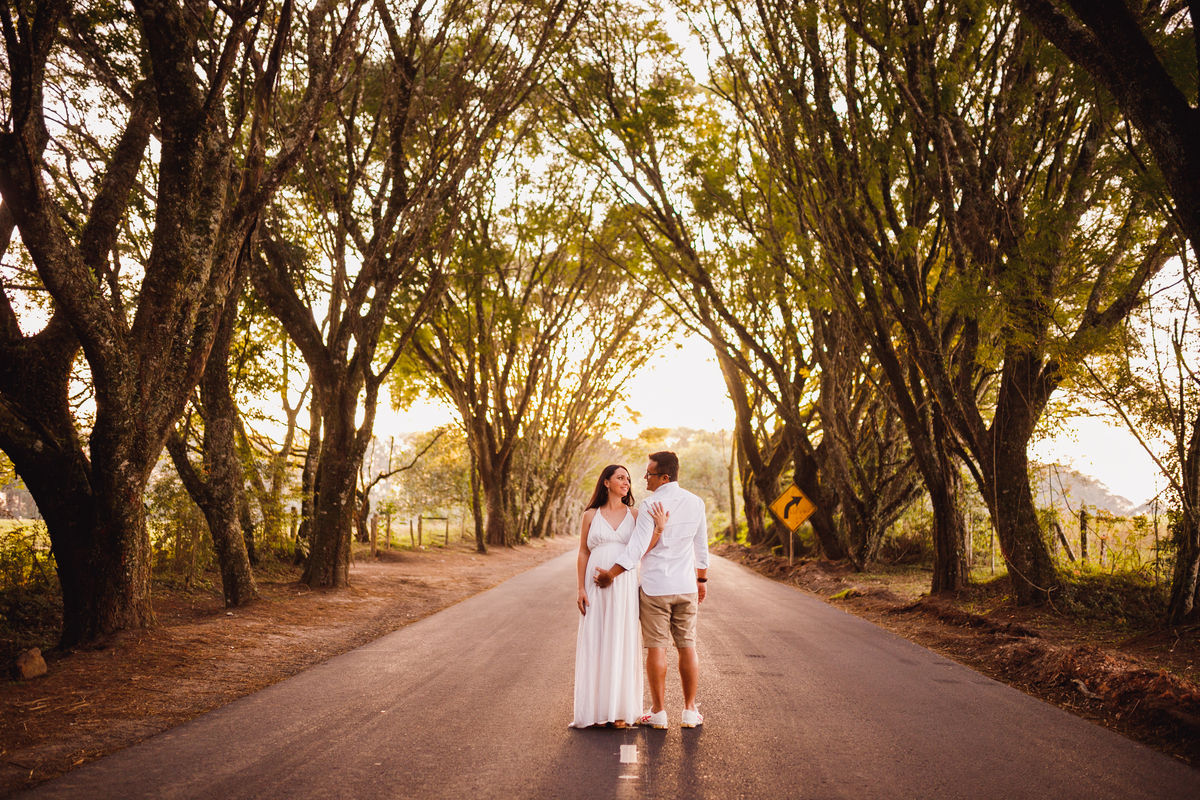 Fotografa familia curitiba - ensaio externo por do sol gestante 