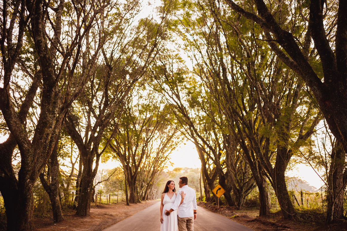 Fotografa familia curitiba - ensaio externo por do sol gestante 
