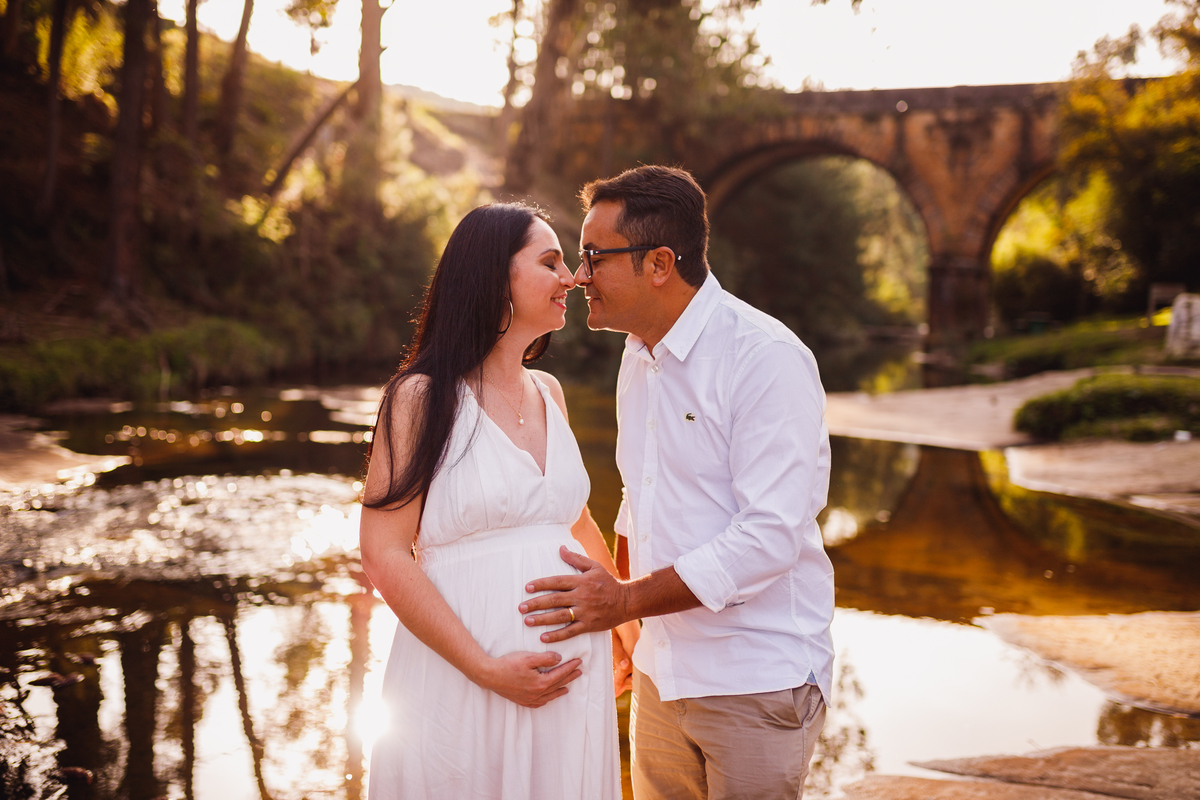 Fotografa familia curitiba - ensaio externo por do sol gestante 