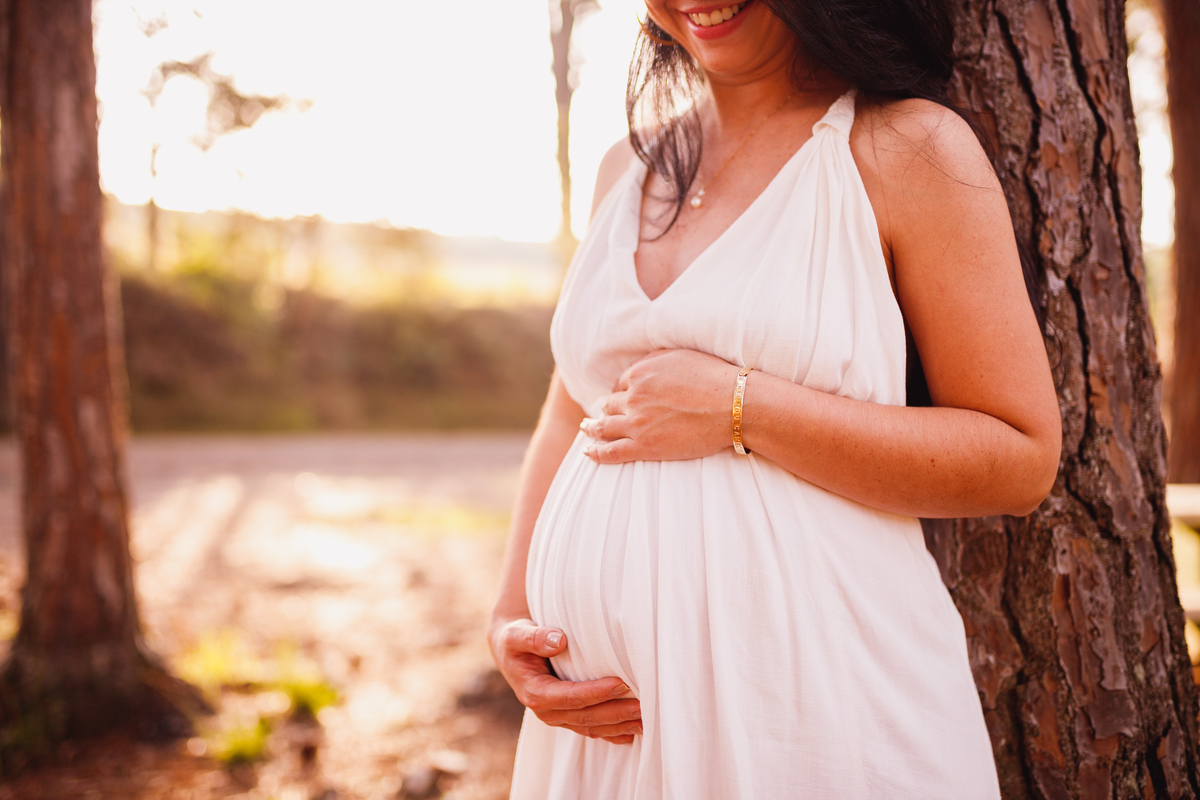 Fotografa familia curitiba - ensaio externo por do sol gestante 