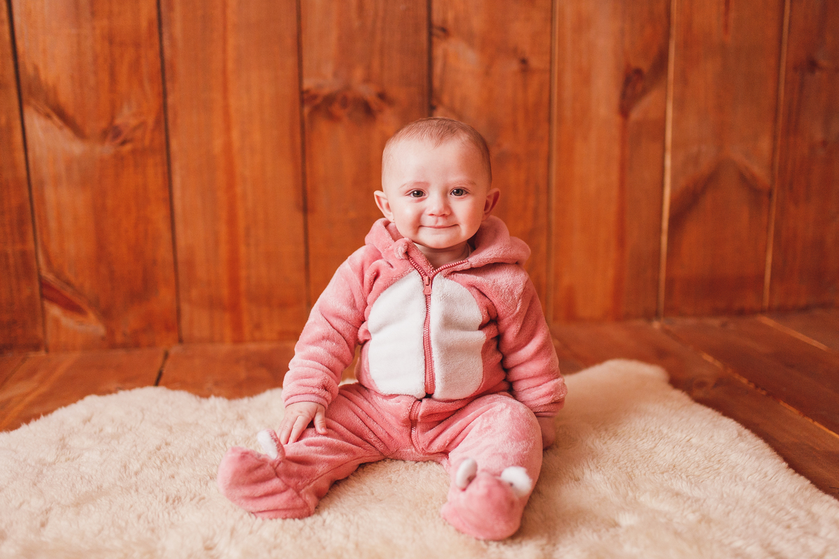 Fotografa familia Curitiba - ensaio estúdio bebe menina 