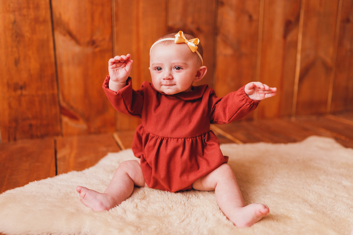 Fotografa familia Curitiba - ensaio estúdio bebe menina 