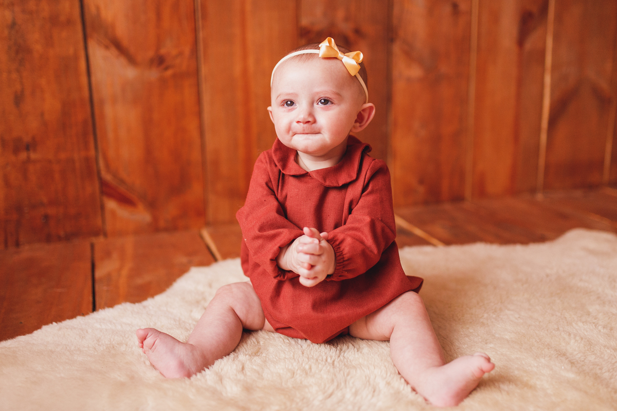 Fotografa familia Curitiba - ensaio estúdio bebe menina 