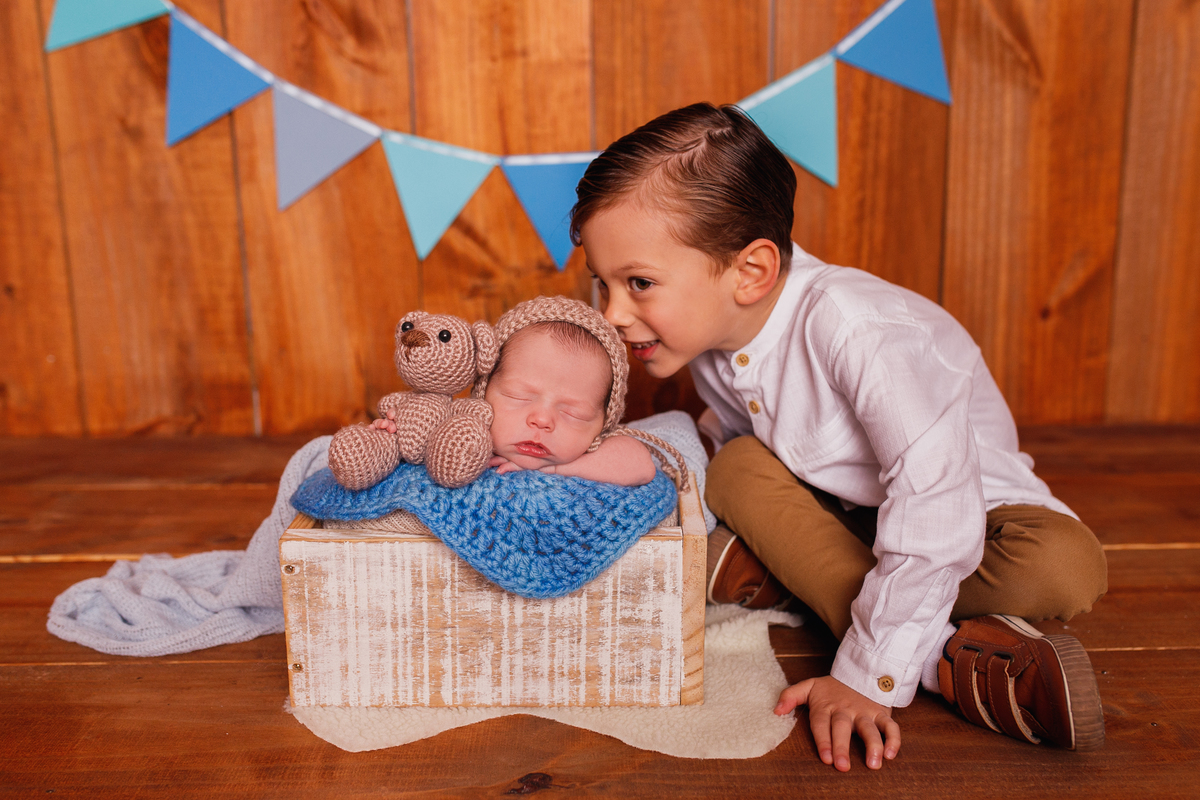 Fotografa familia Curitiba - Ensaio newborn estudio bebe menino
