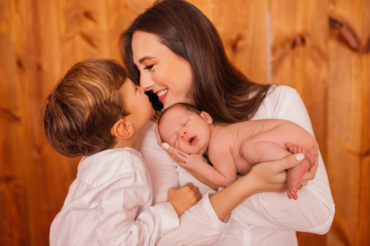 Fotografa familia Curitiba - Ensaio newborn estudio bebe menino