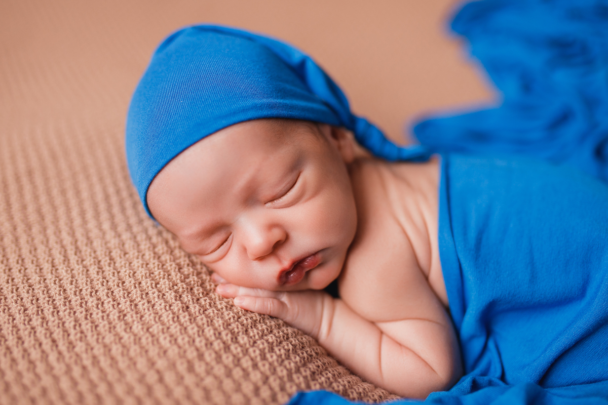 Fotografa familia Curitiba - Ensaio newborn estudio bebe menino