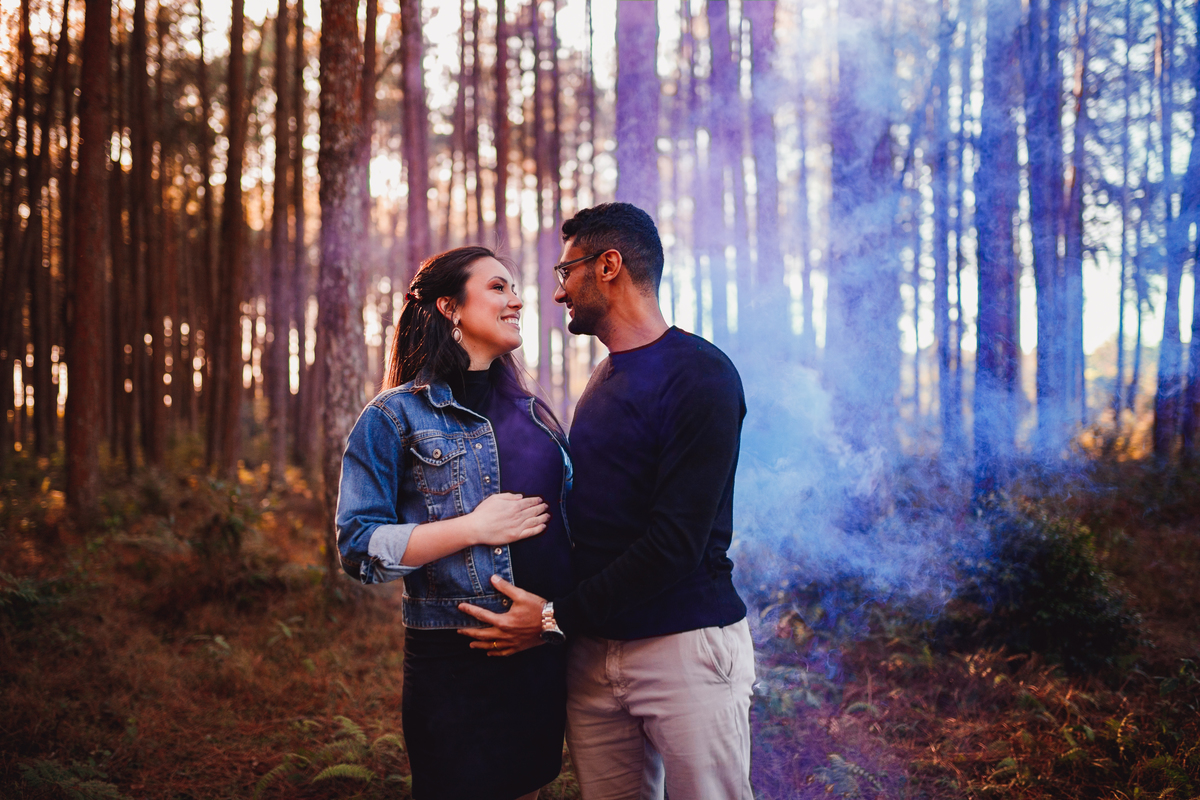 Fotografa familia Curitiba - lifestyle ensaio externo gestante bebe menino casal