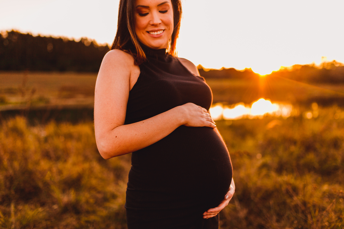 Fotografa familia Curitiba - lifestyle ensaio externo gestante bebe menino casal