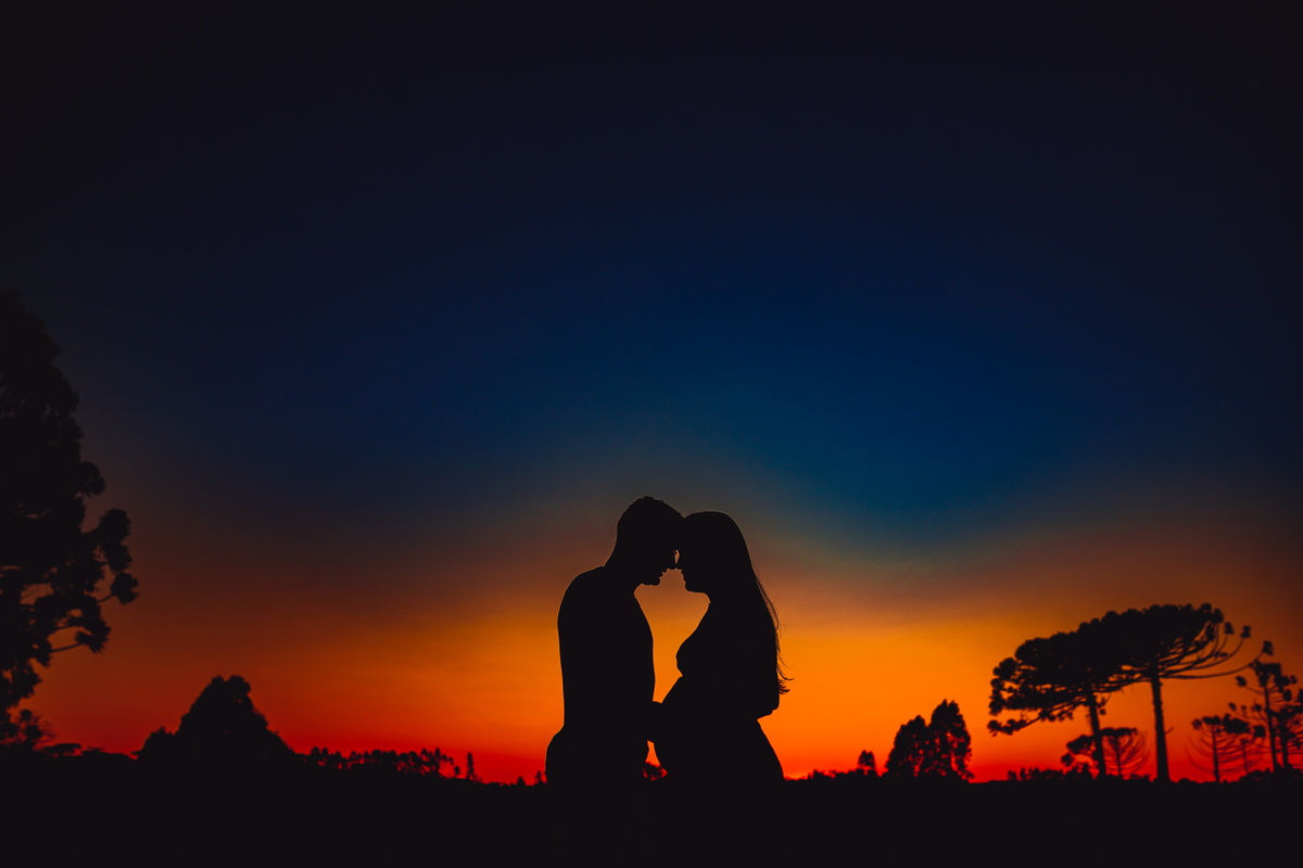 Fotografa familia Curitiba - lifestyle ensaio externo gestante bebe menino casal