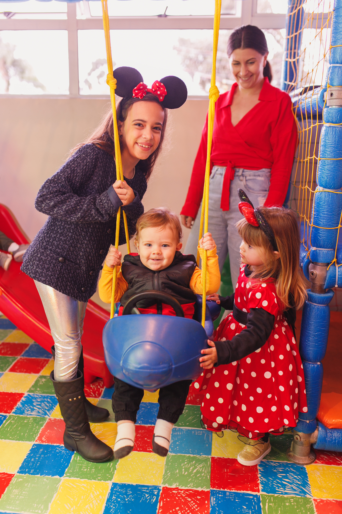 Fotografa familia Curitiba - aniversário Mickey Minnie menina menino Buffet fun jungle 